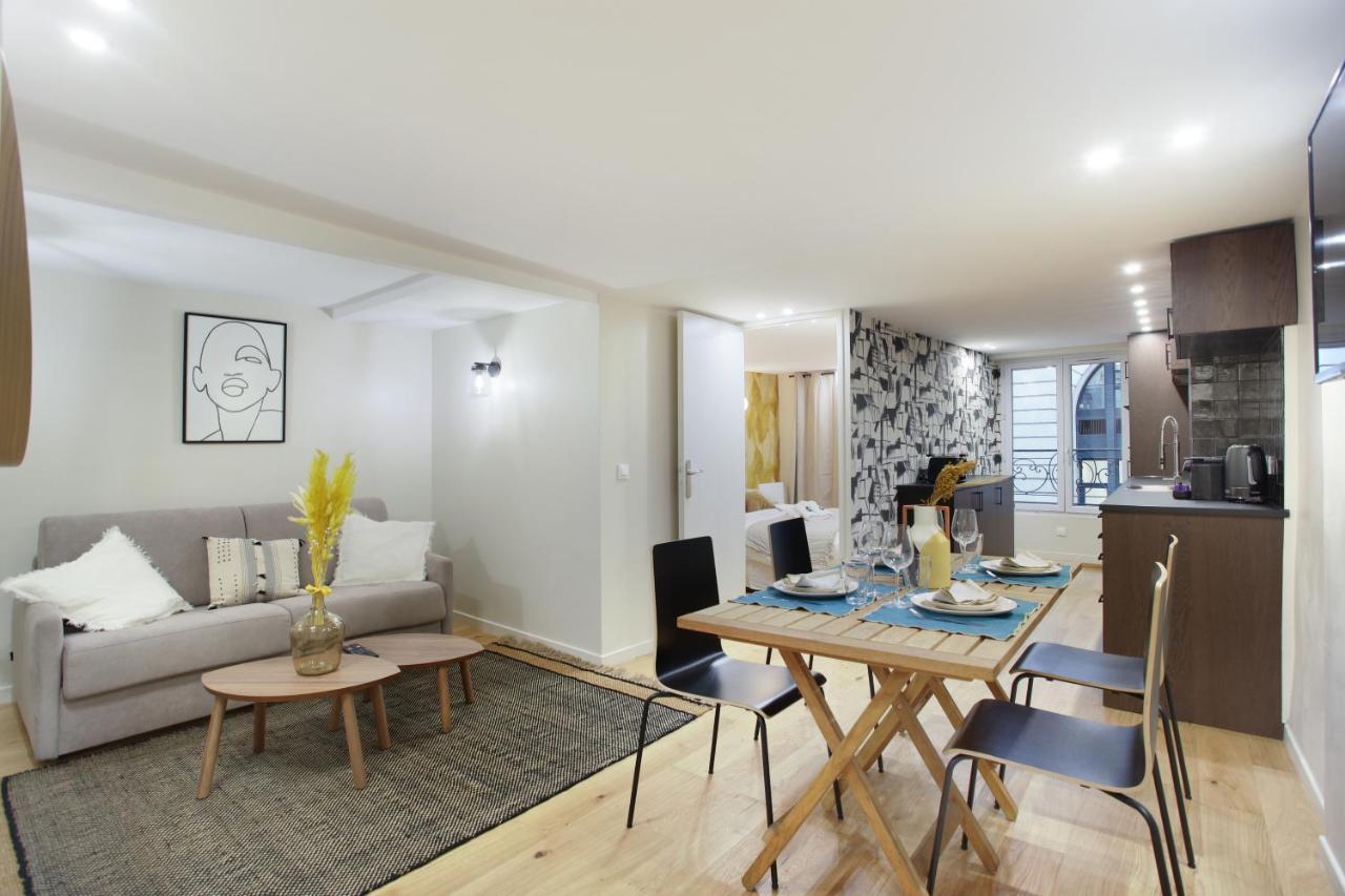 Center Of By Prestige Apartment Paris