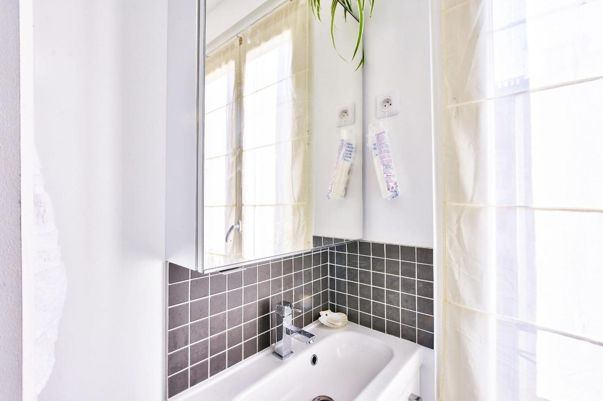 Bright Studio Of 30Sqm - Paris 20 Appartement Paris
