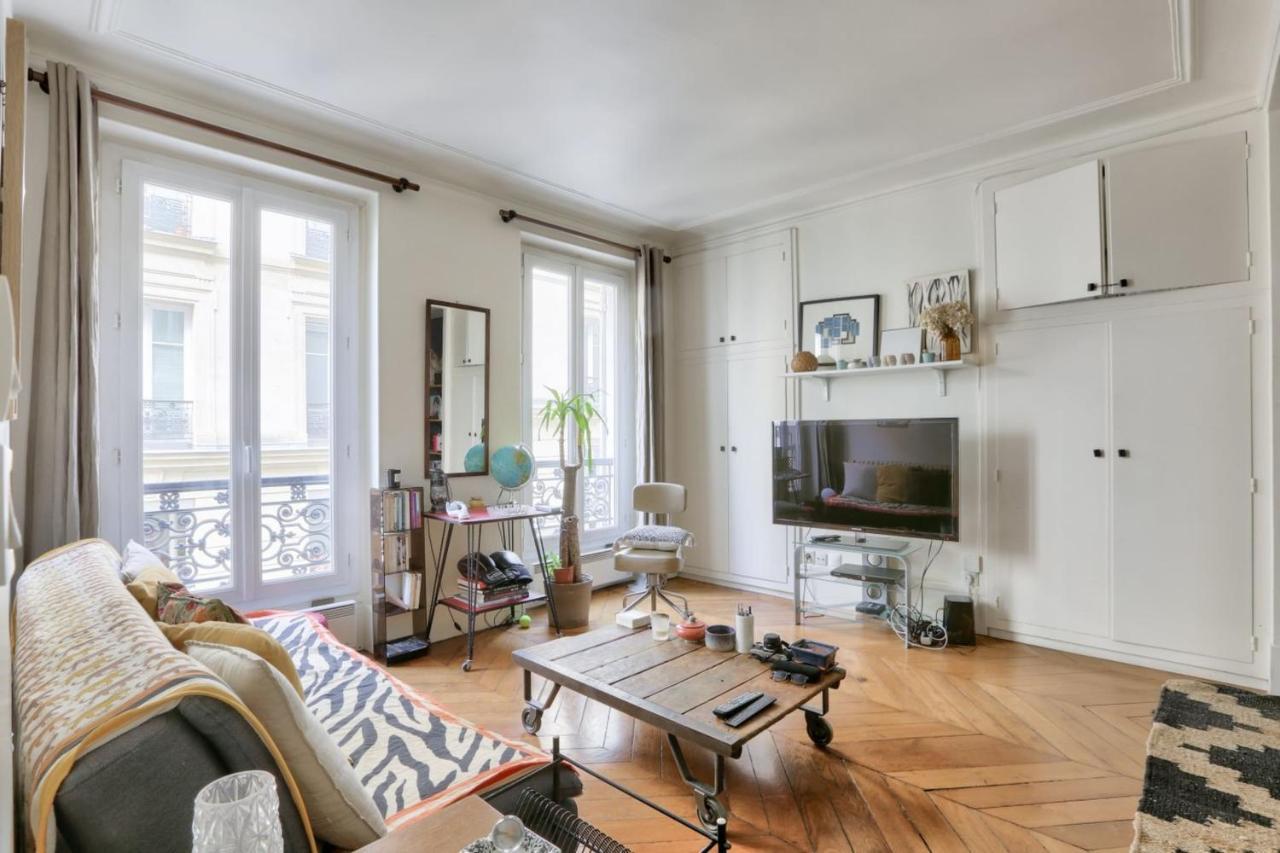 Beautiful Very Close To The Arc De Triomphe Apartment *