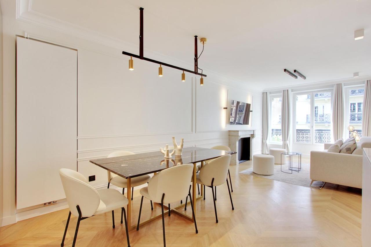 Stunning With View At The Very Heart Of Apartamento *