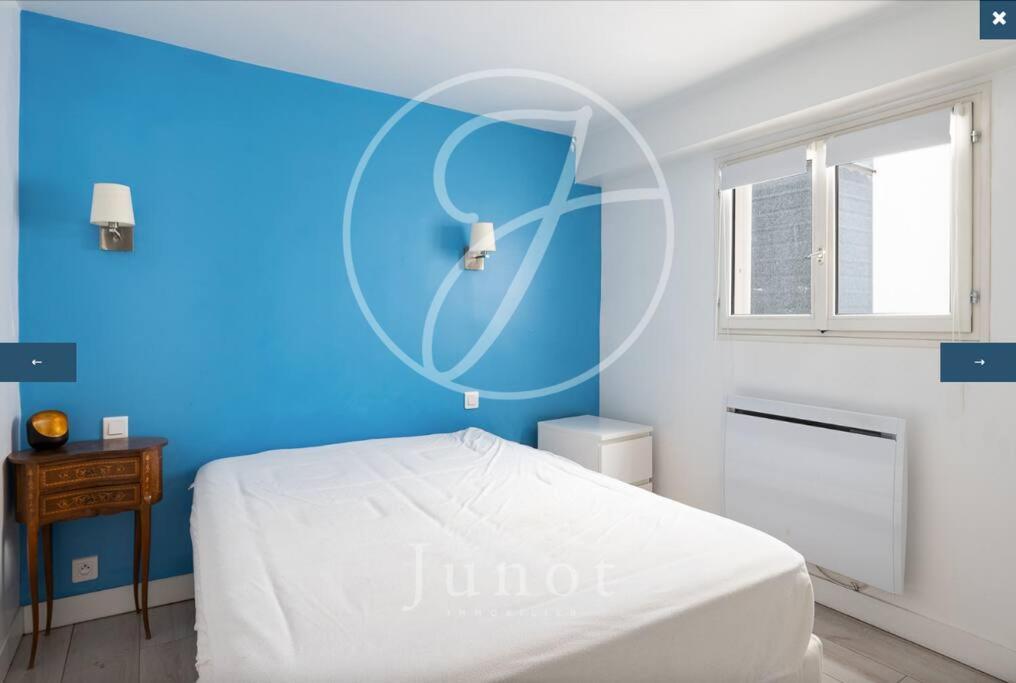Charming In Saint-germain Des Pres
