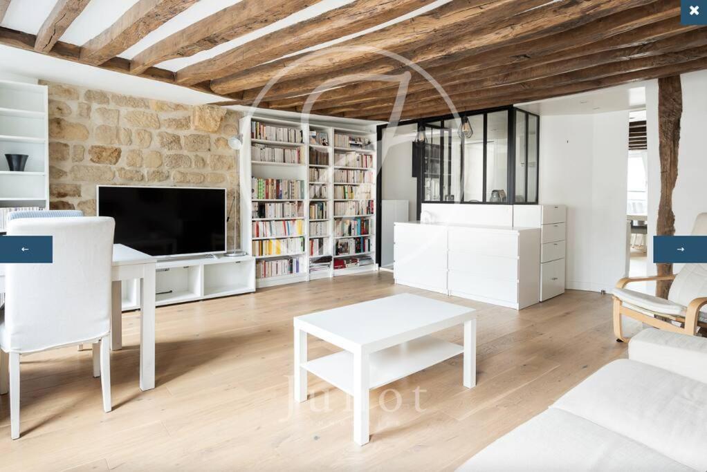 Charming In Saint-germain Des Pres *