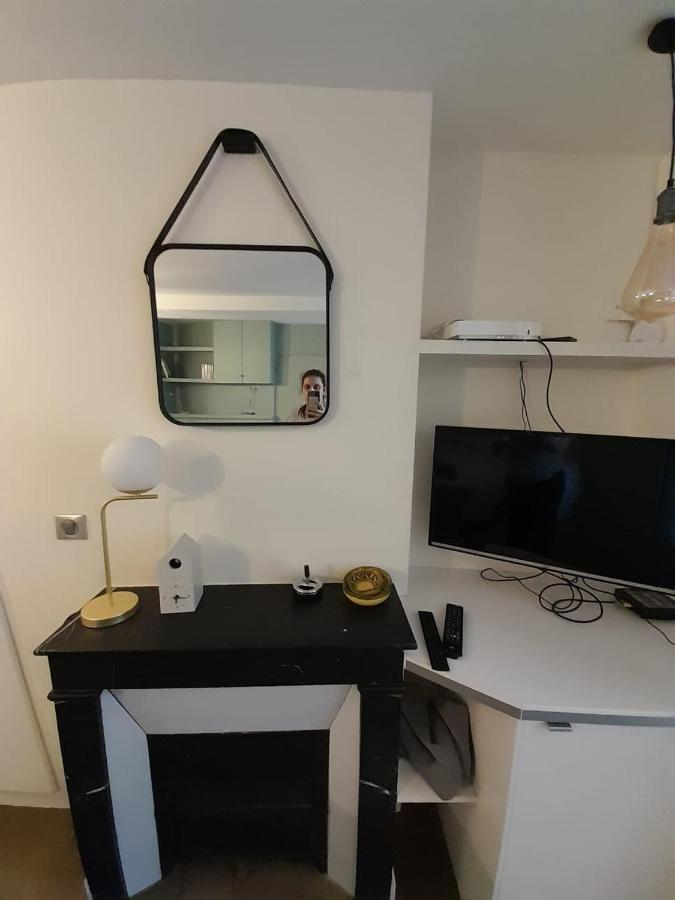 Studio équipé Métro Abbesses à Montmartre