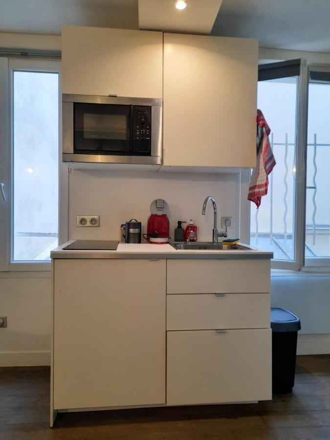 Studio équipé Métro Abbesses à Montmartre Appartement Paris