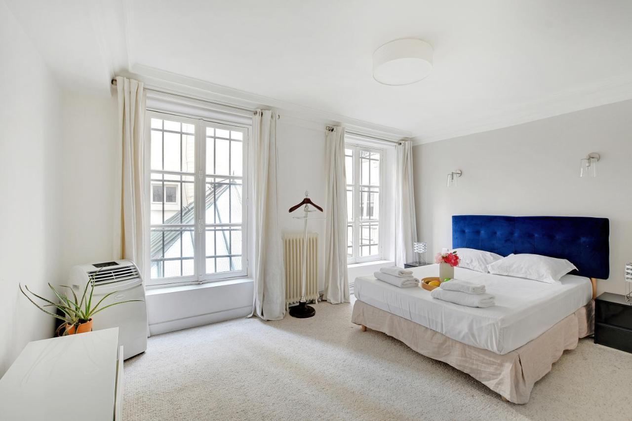 Cmg - Etienne Marcel * Paris