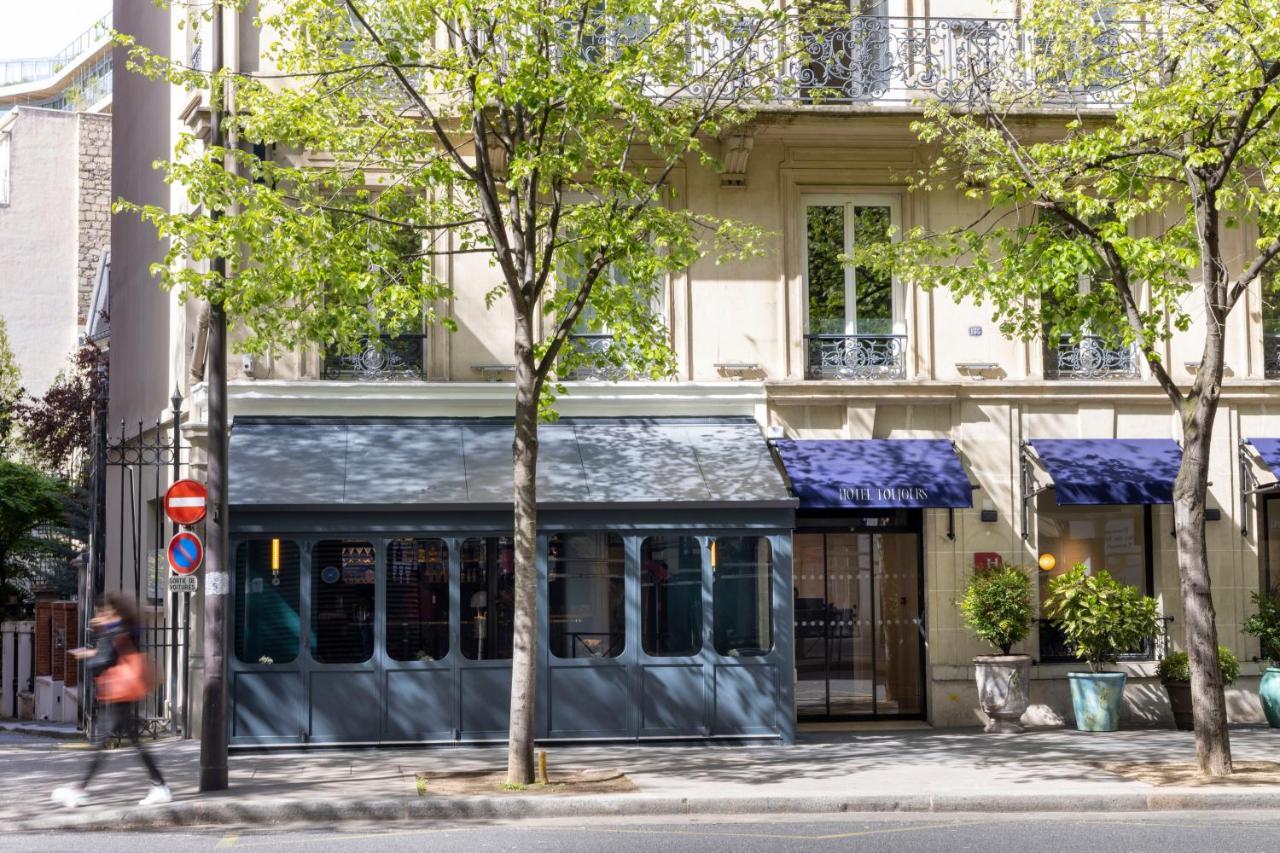 Hotel Toujours & 4*