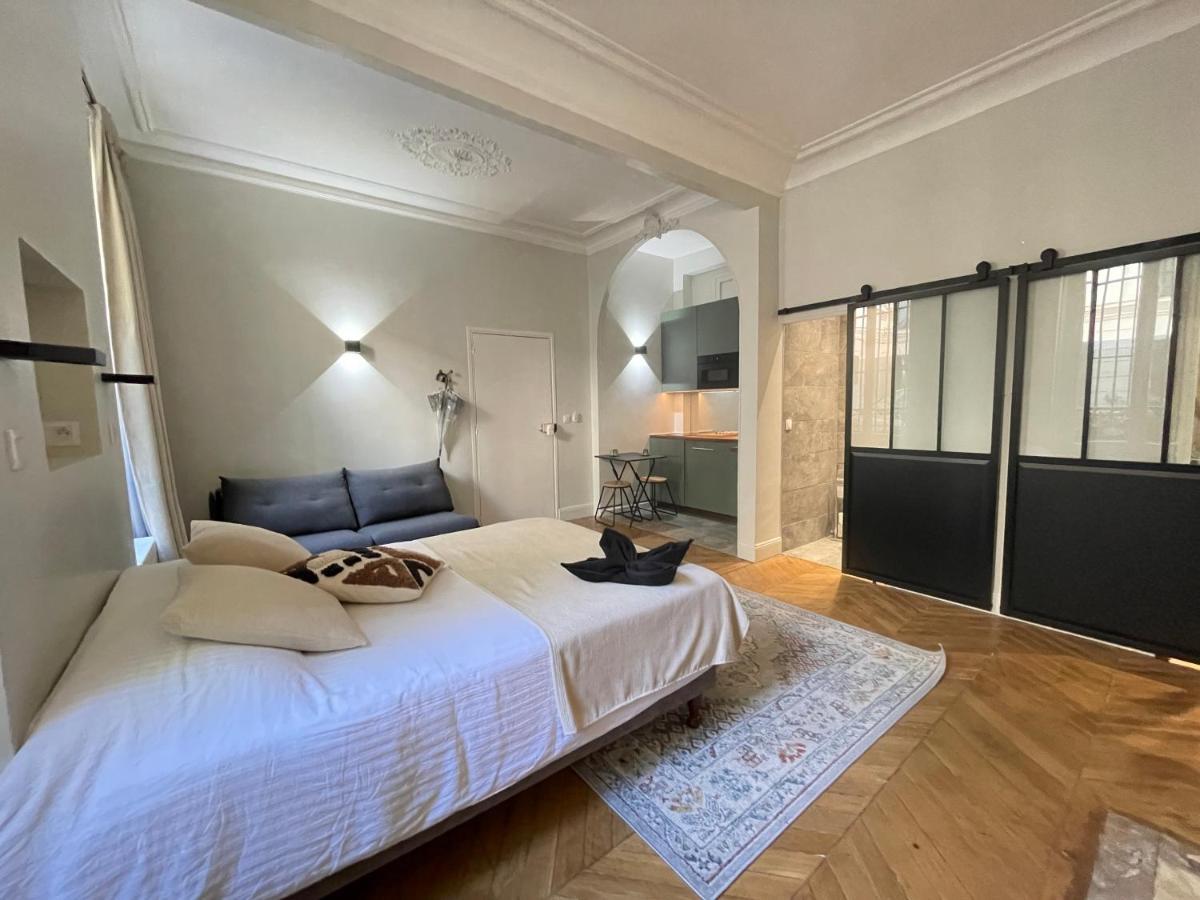 Cozy Studio Champs Elysee Arc De Triomphe 2