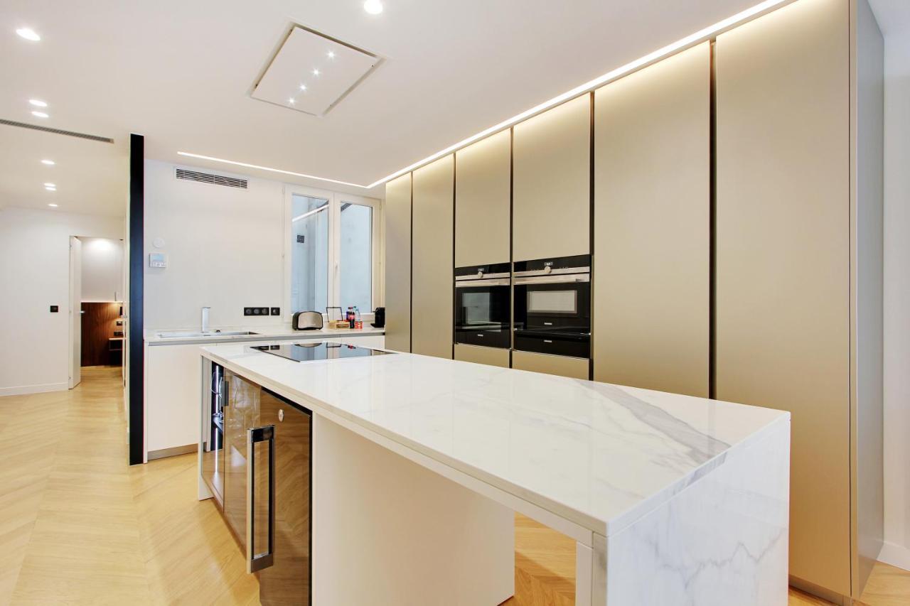 Apartamento Stunning With View At The Very Heart Of Paris