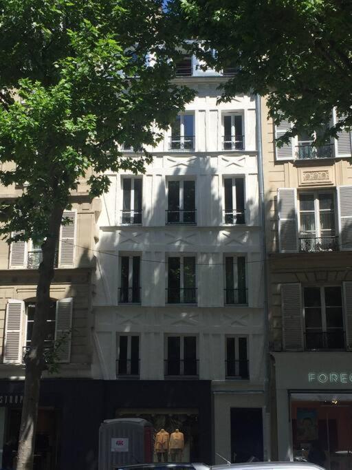 Charming In Saint-germain Des Pres * Paris