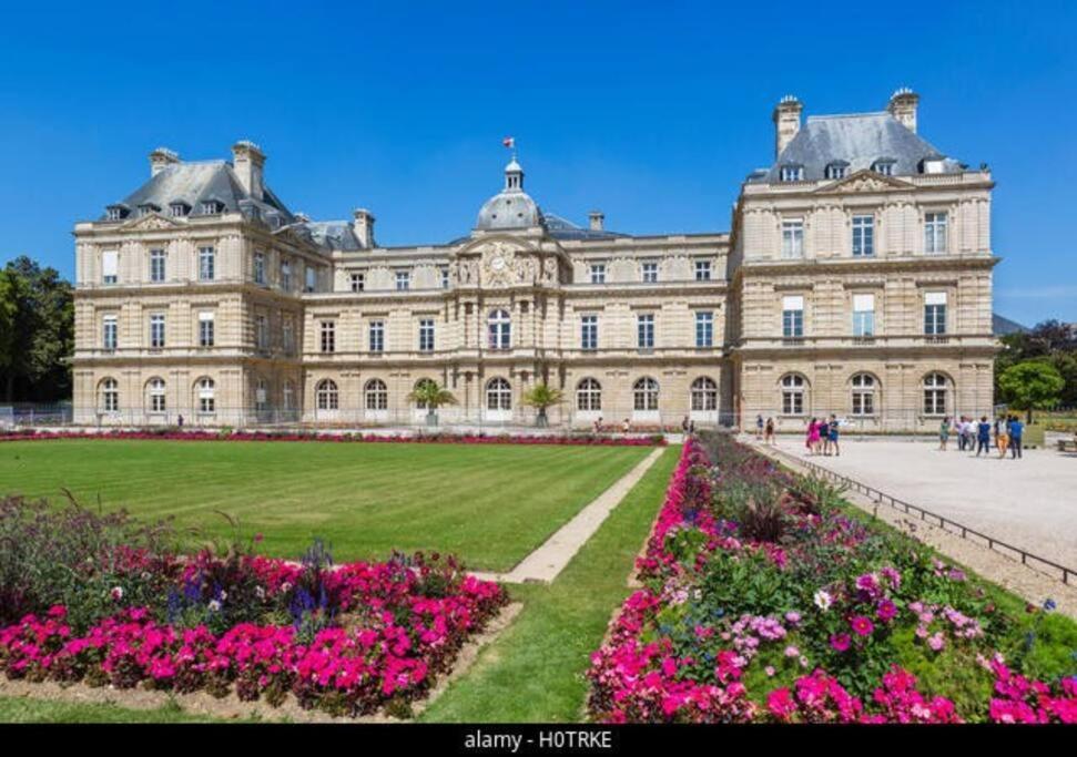 Charming In Saint-germain Des Pres Apartment