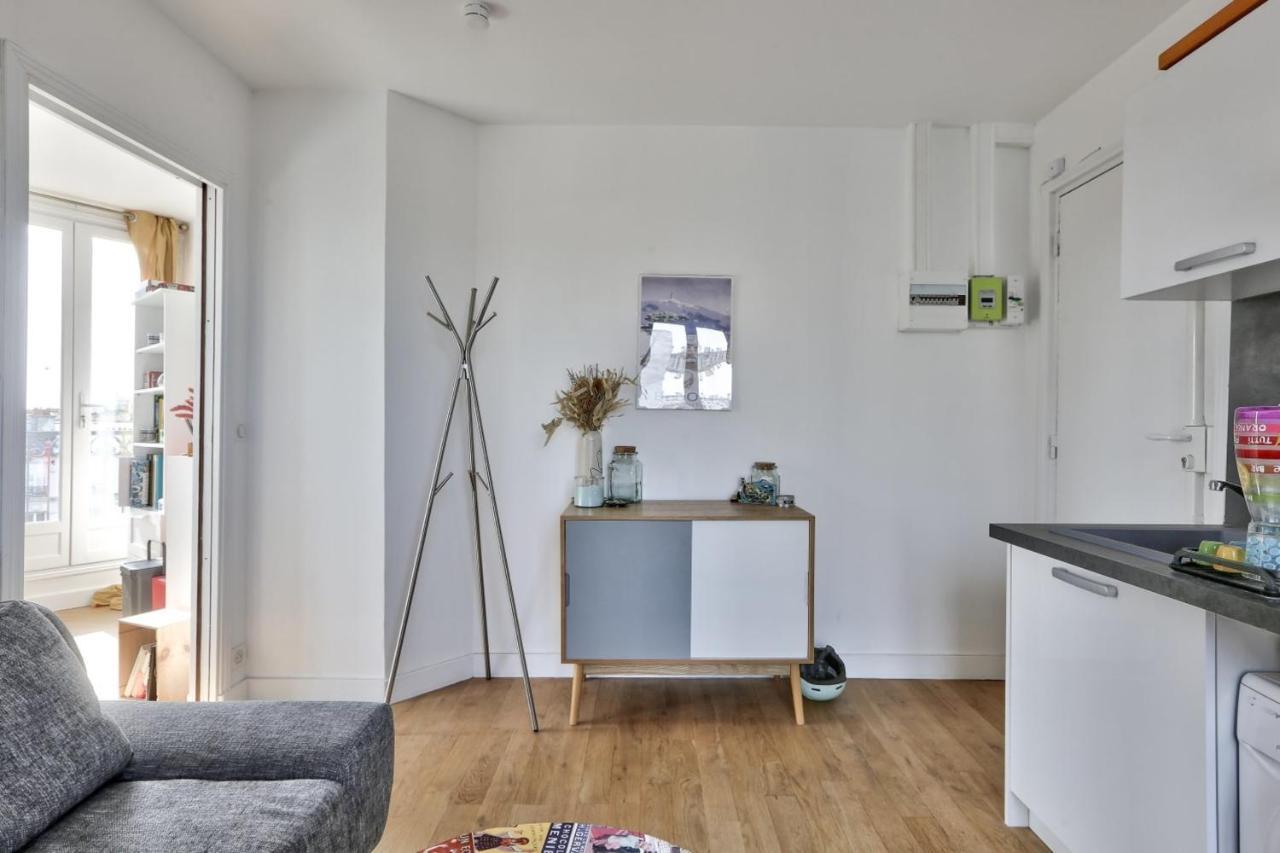 Beautiful Apartment In Belleville Apartment
