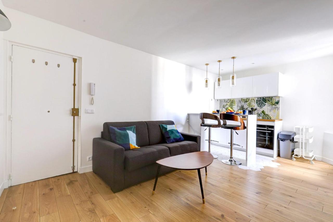 Appartement Tuileries - Louvre City Apartment Paris