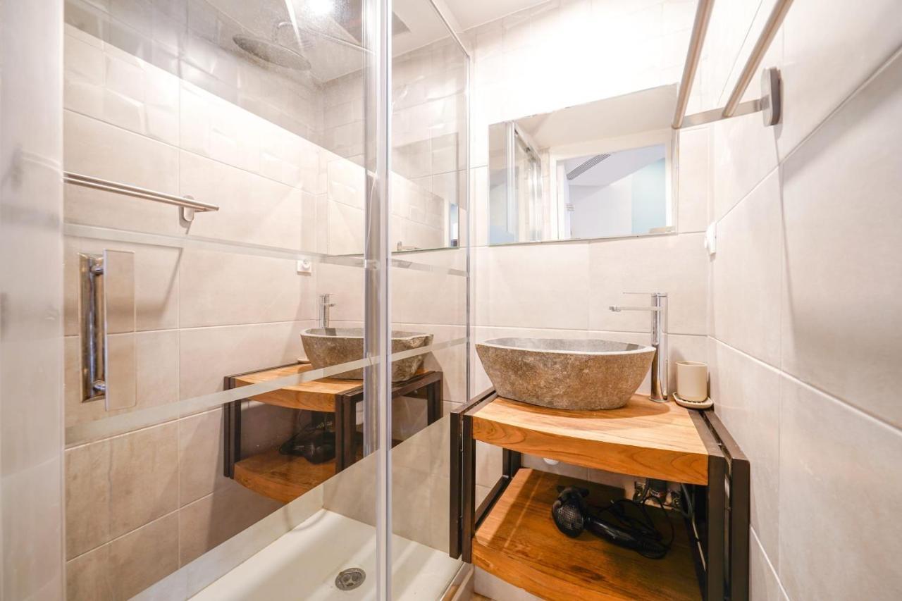 Design Dans Centre 8 Arrondissement Appartement Paris