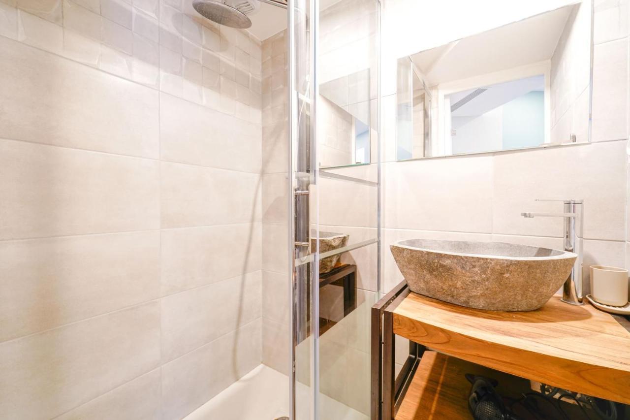 Design Dans Centre 8 Arrondissement Appartement