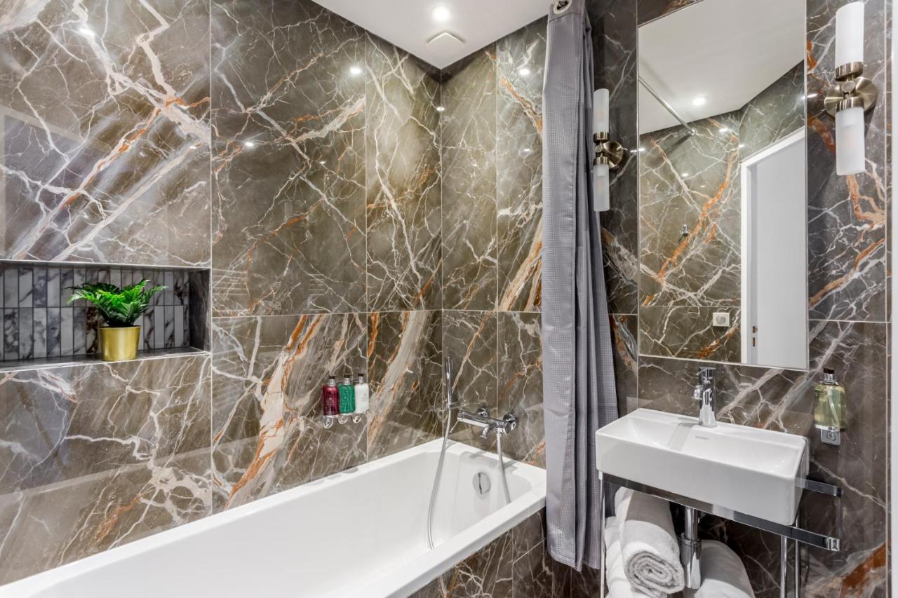 Luxury 3 Bedrooms 3 Bathrooms In Le Marais Paris