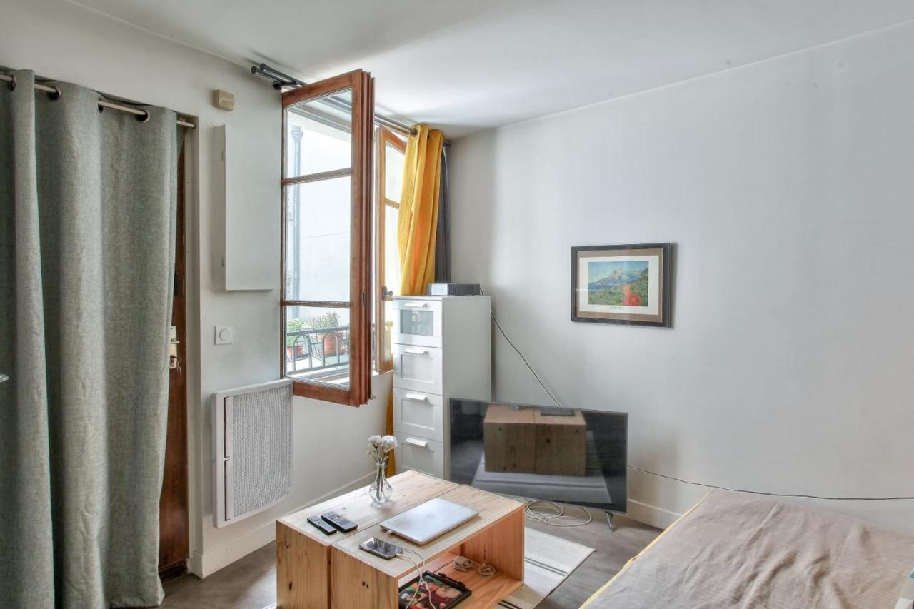 Pleasant Parisian Studio