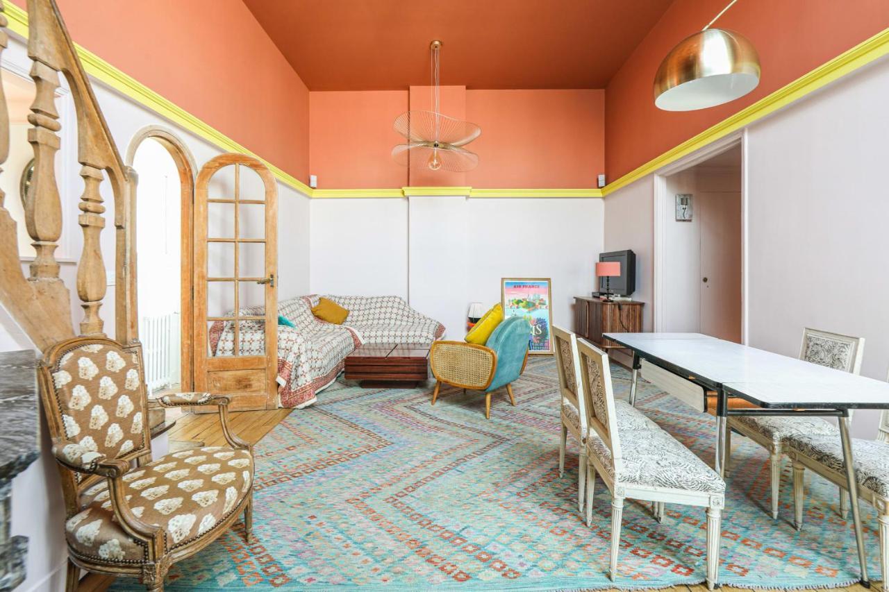 Artists' On The Roofs Of Montmartre - Welkeys Apartment