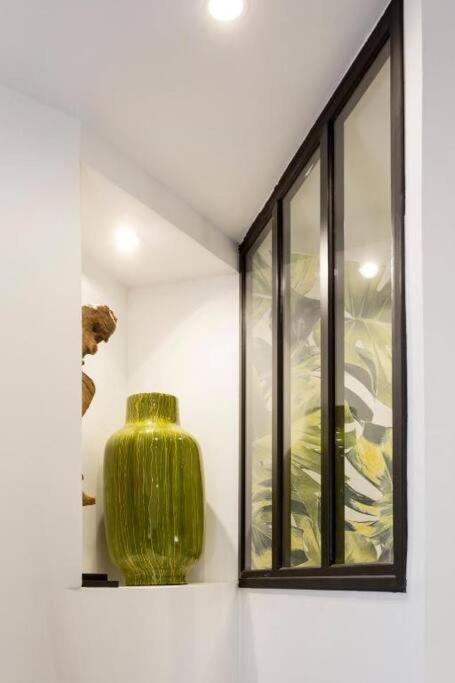 Architect S Designer Studio Walking Distance To The Eiffel Tower Apartment *