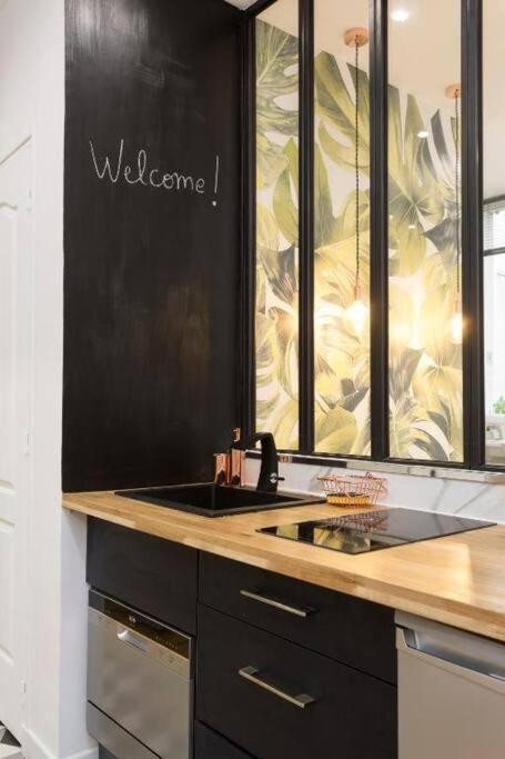 Architect S Designer Studio Walking Distance To The Eiffel Tower