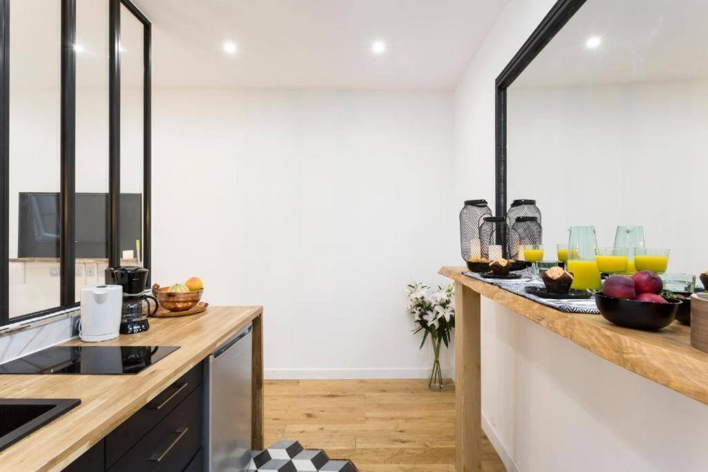 Architect S Designer Studio Walking Distance To The Eiffel Tower Apartment