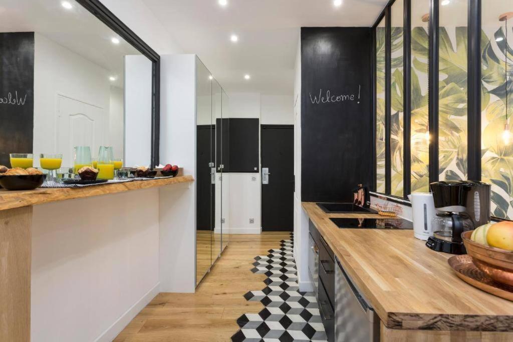 Architect S Designer Studio Walking Distance To The Eiffel Tower