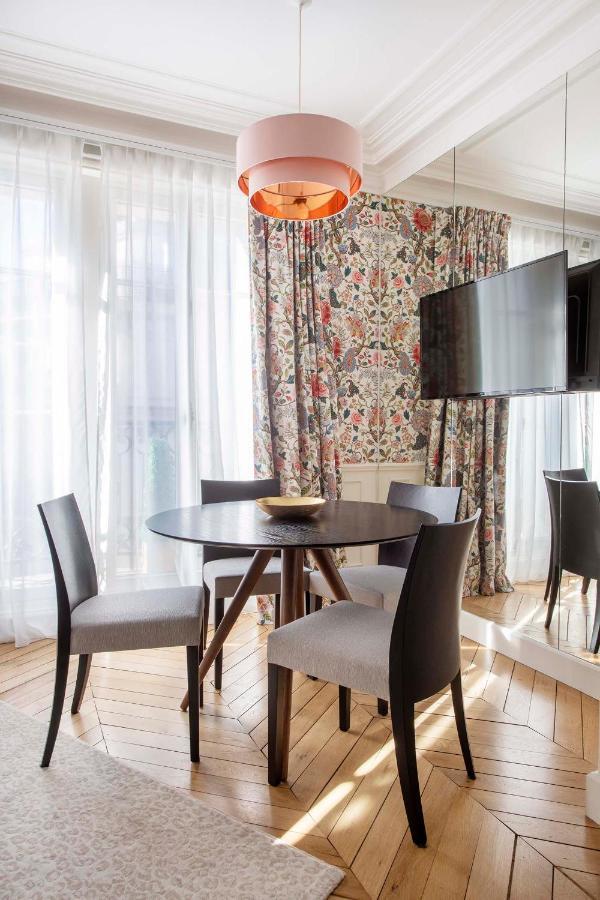 Le Beau Marais - Luxury Apartments, Air Cond, Lift Paris