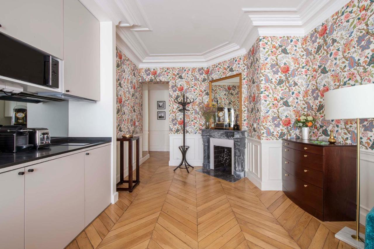 Le Beau Marais - Luxury Apartments, Air Cond, Lift Paris
