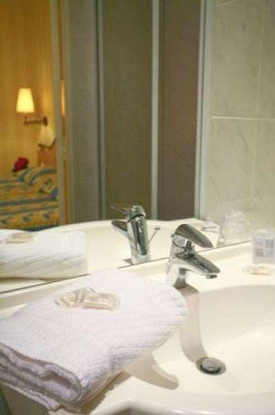 Delambre Hotel 3*
