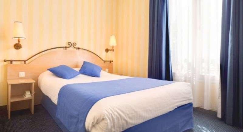 Hotel Delambre 3*