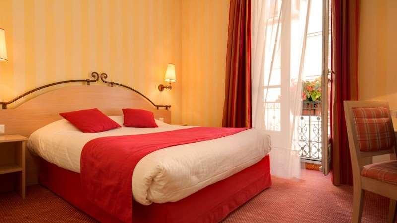 Delambre 3* Paris