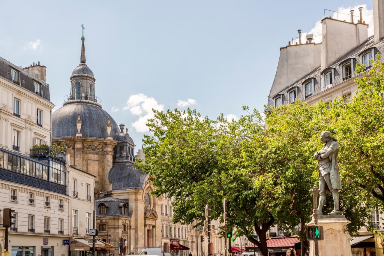 Luxury 3 Bedrooms 3 Bathrooms In Le Marais Paris