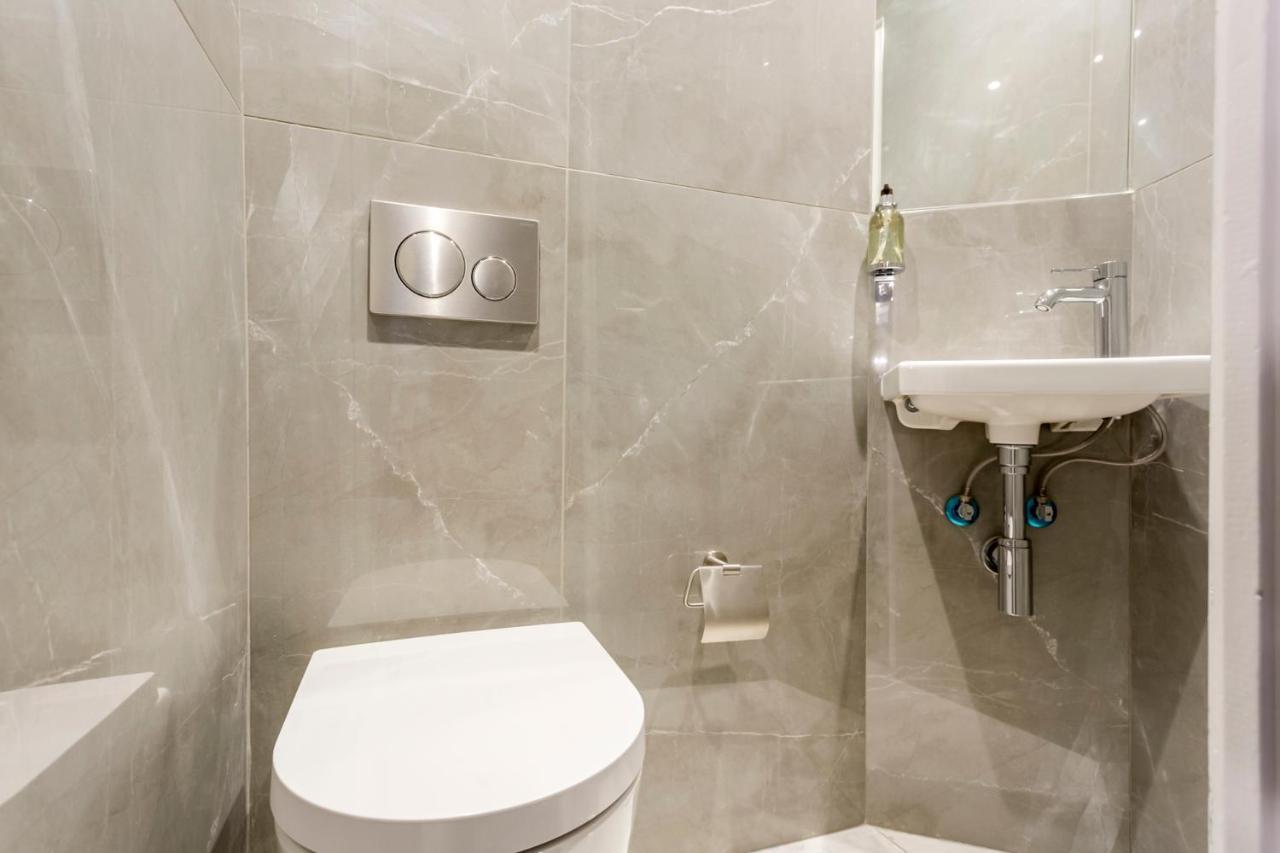 Luxury 3 Bedrooms 3 Bathrooms In Le Marais Appartement Paris