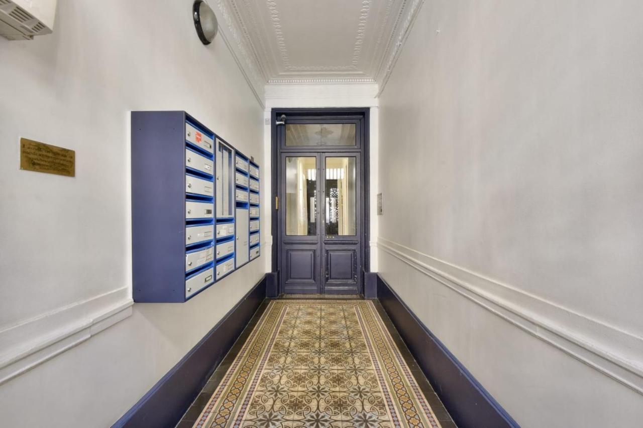 Apartment Magnificent T3 In The 9th District Paris