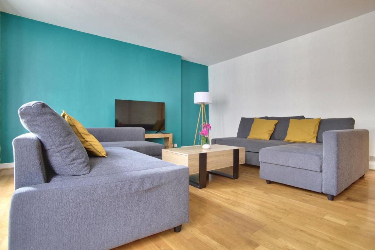Apartment 2 Bedrooms Tour Eiffel Breteuil