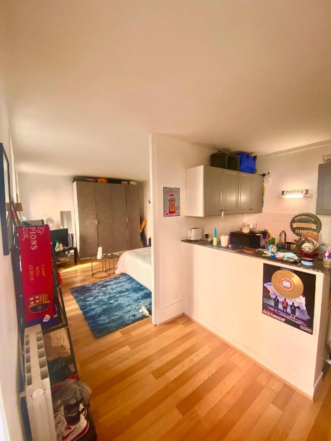 Paris 11 / Calme Et Tres Lumineux. The Cosy Flat. Apartment Paris