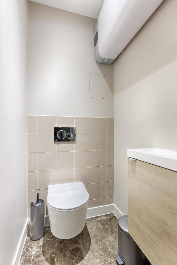 Unique Luxury Parisian Flat 2br/6p -champs Elysees Apartamento
