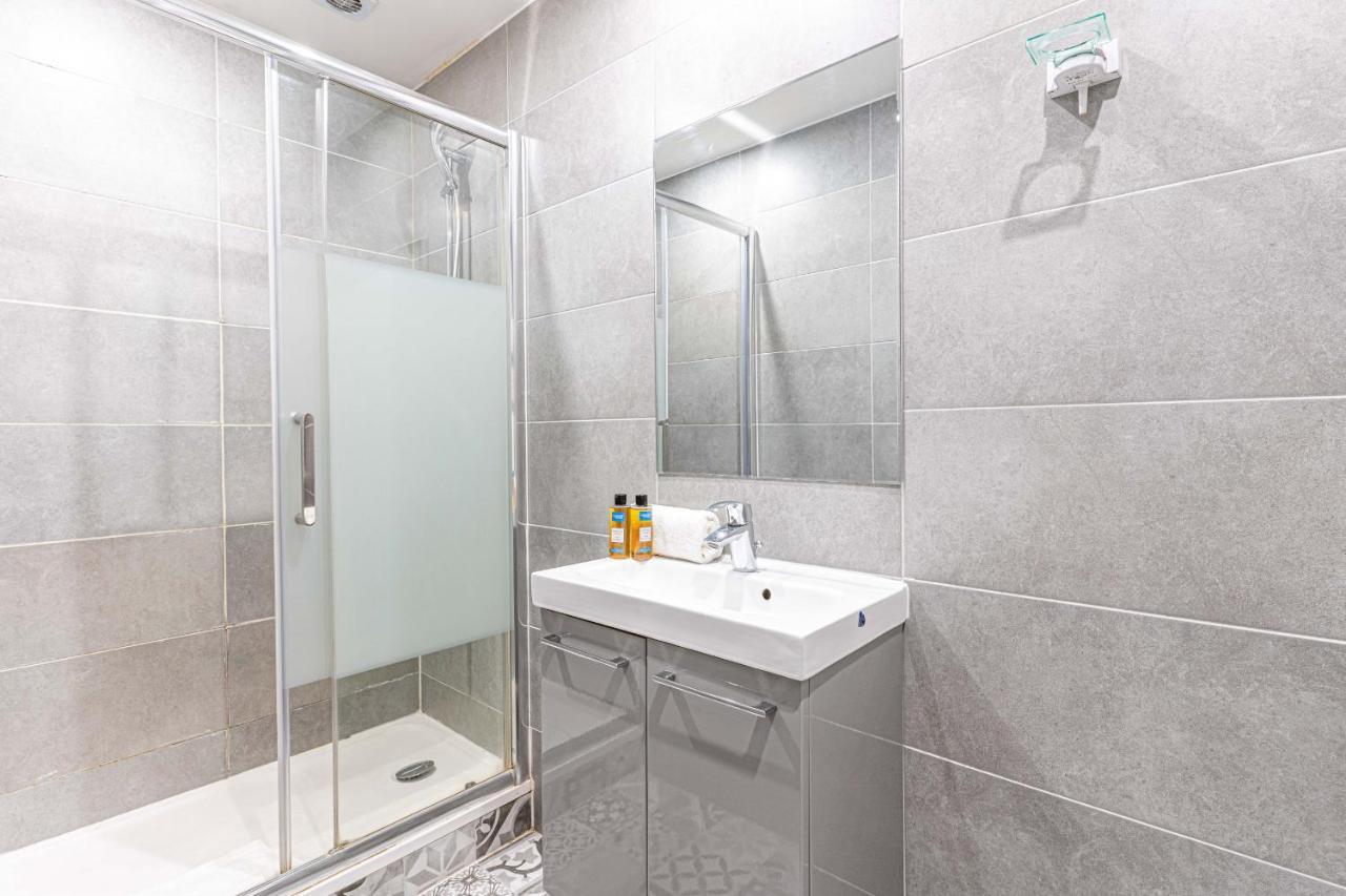 18 Luxury Parisien Montorgueil 2 Paris