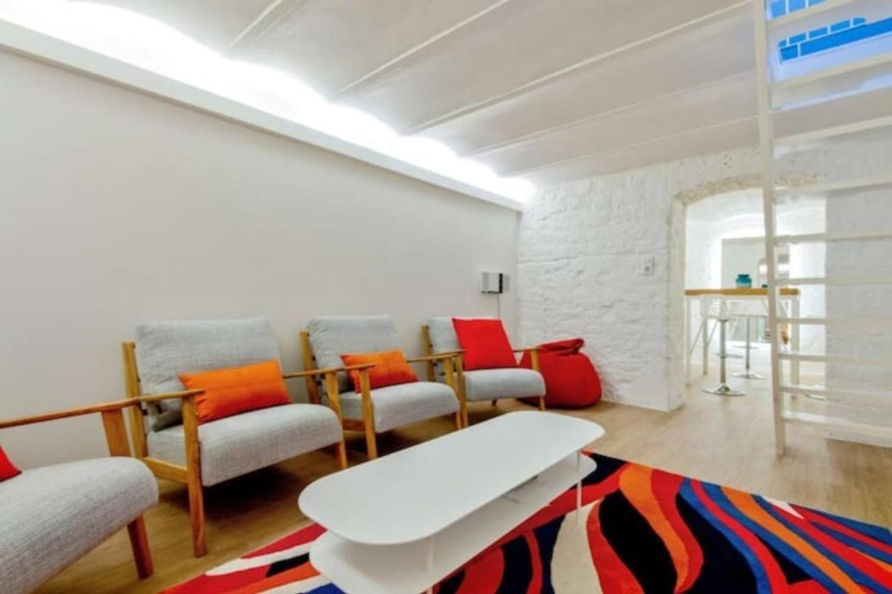 Cozy 2 Bedroom In Appartement *