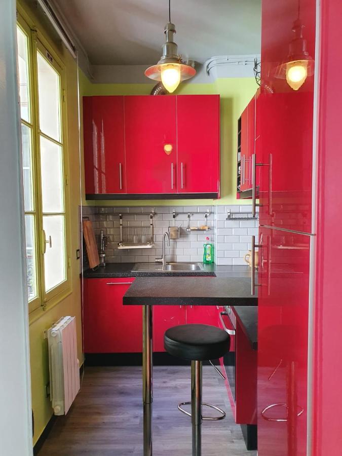 Sweet La Chapelle Apartment Paris