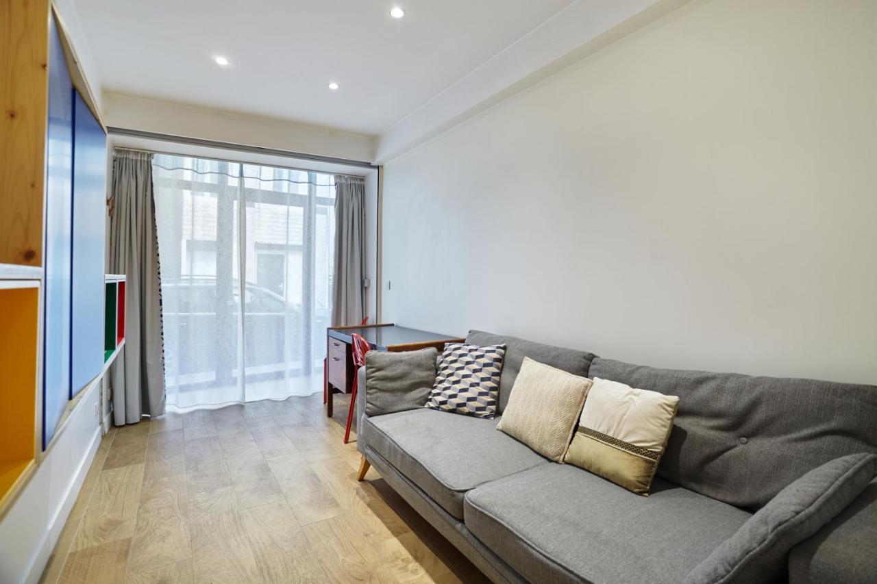 Centre De Ponceau Apartamento