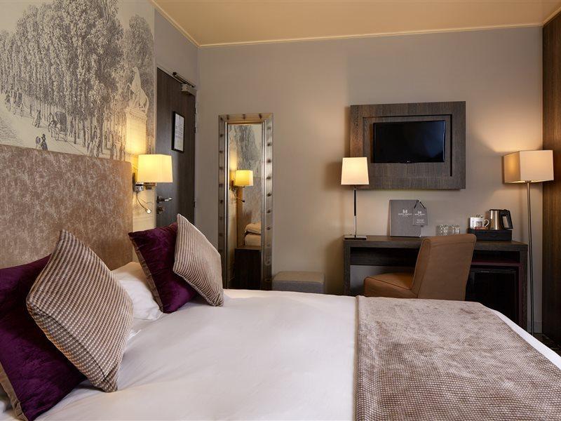 Harvey 3* Paris
