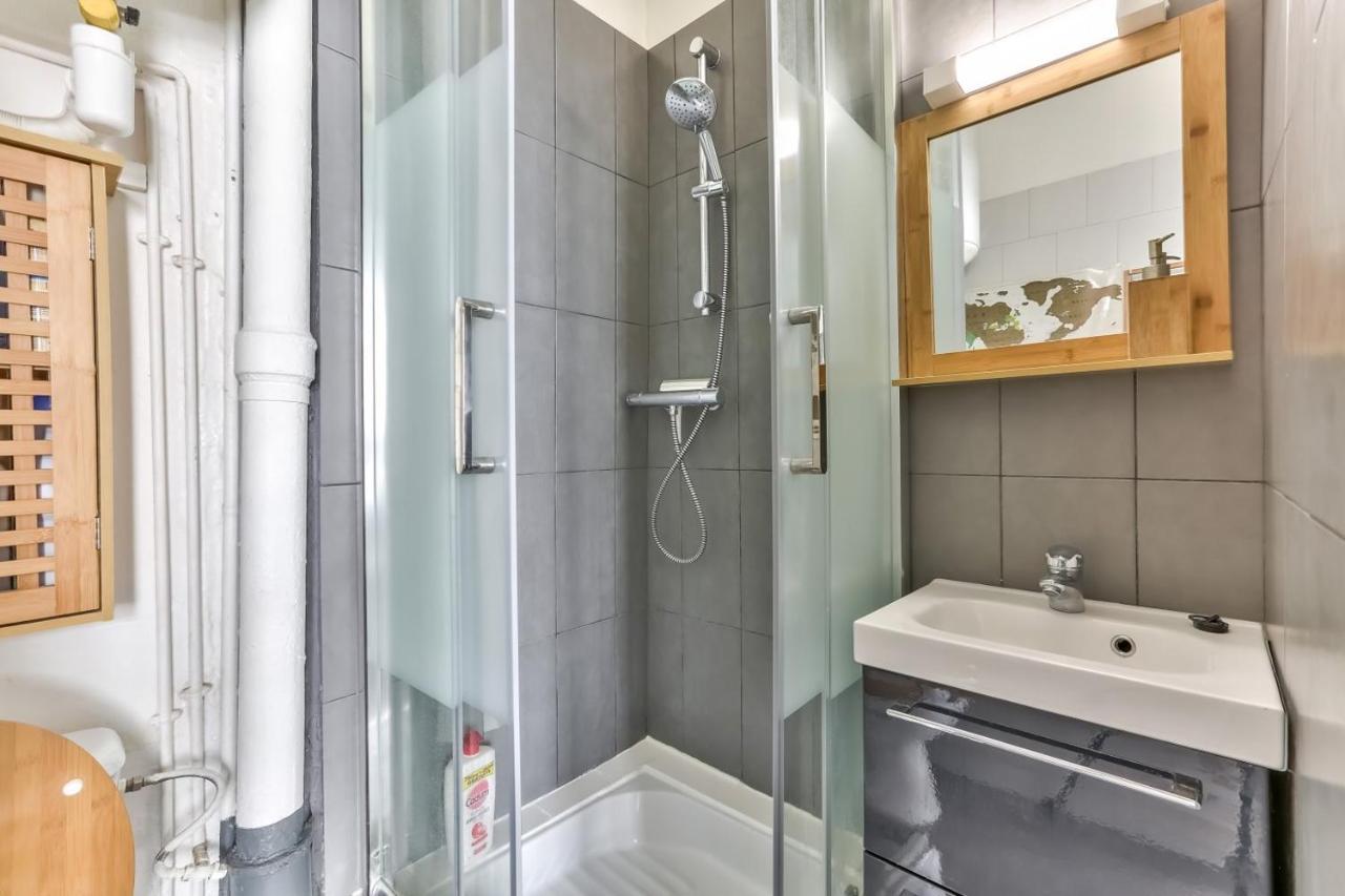 2 Flat In The Heart Of Montmartre *