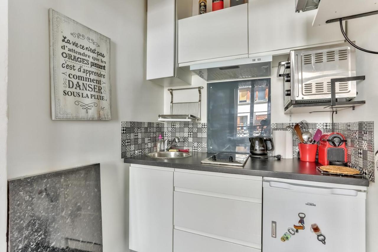 Apartment 2 Flat In The Heart Of Montmartre *