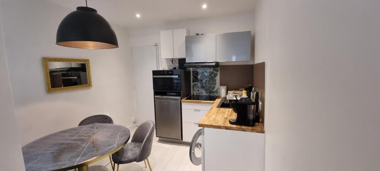 Auriol Apartment *