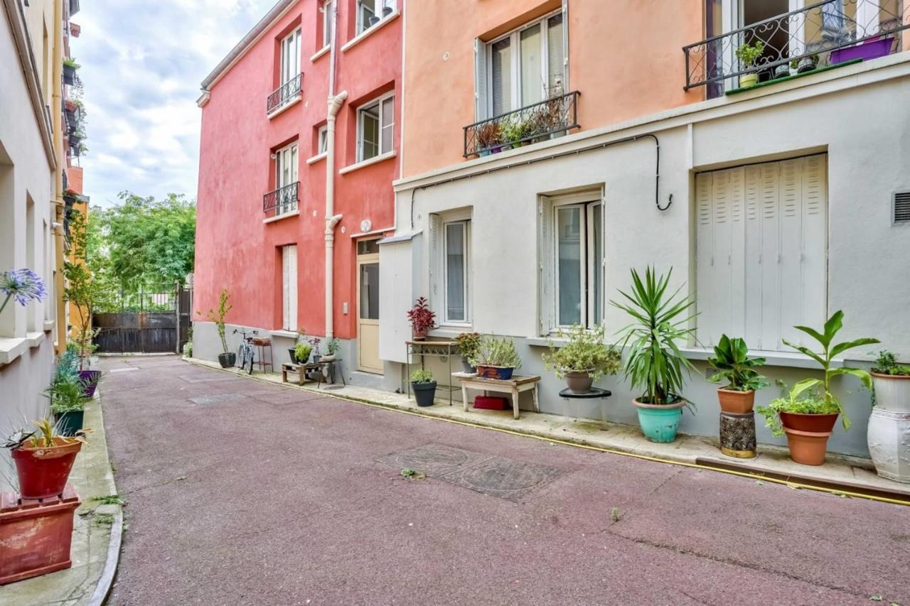 Small Parisian Cocoon Located In The 18th District Apartment Paris