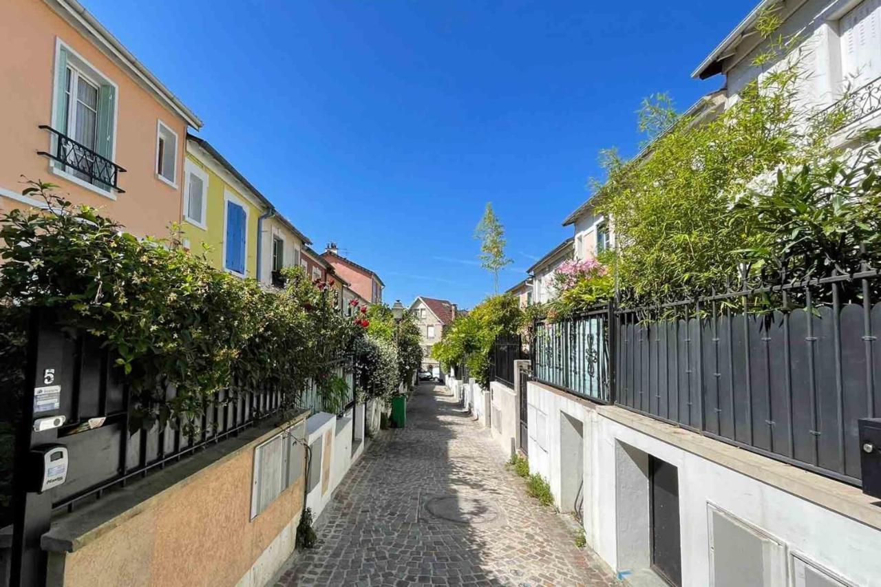 Holiday home Charming Townhouse With Garden In The Of *