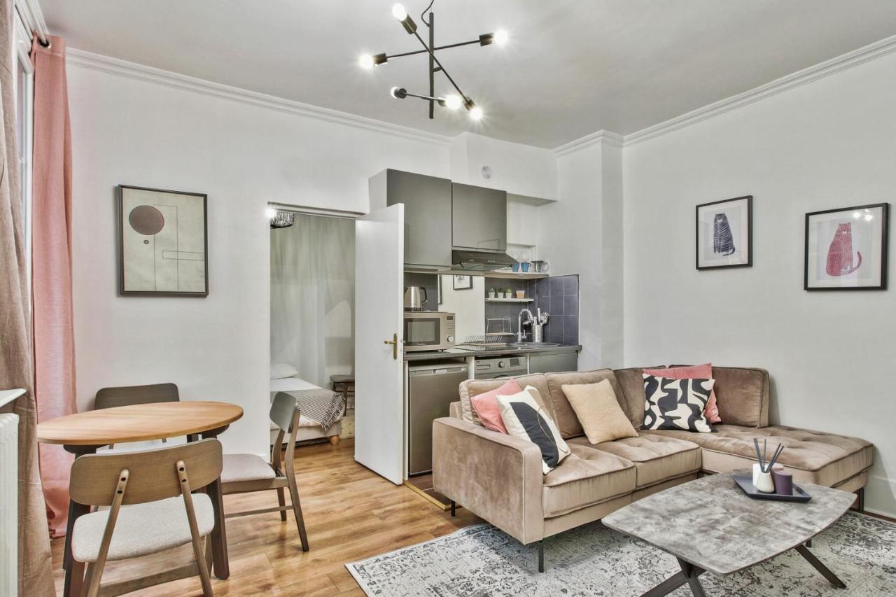 Beautiful Flat Just Nearby Madeleine In - Welkeys *