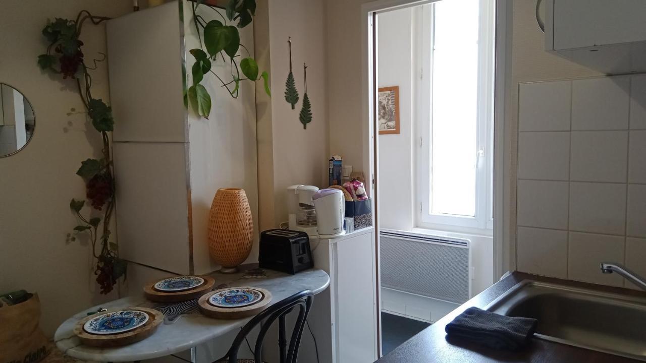 Apartment Authentic House Small, Bright And Calm