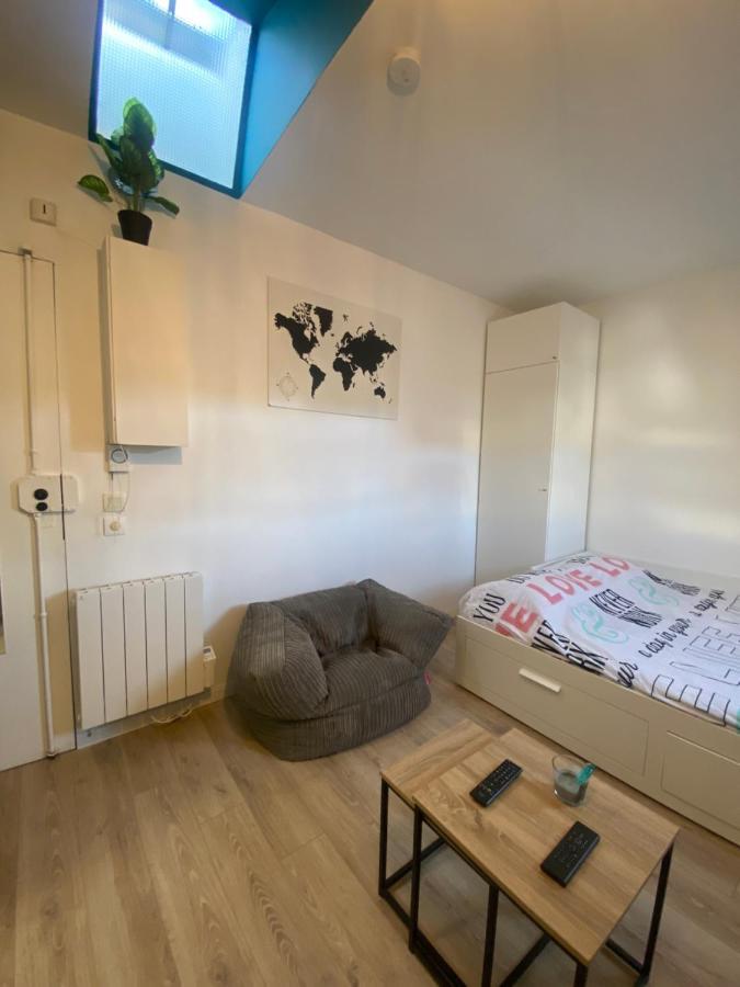 Studio Calme Et Refait A Neuf Apartment *