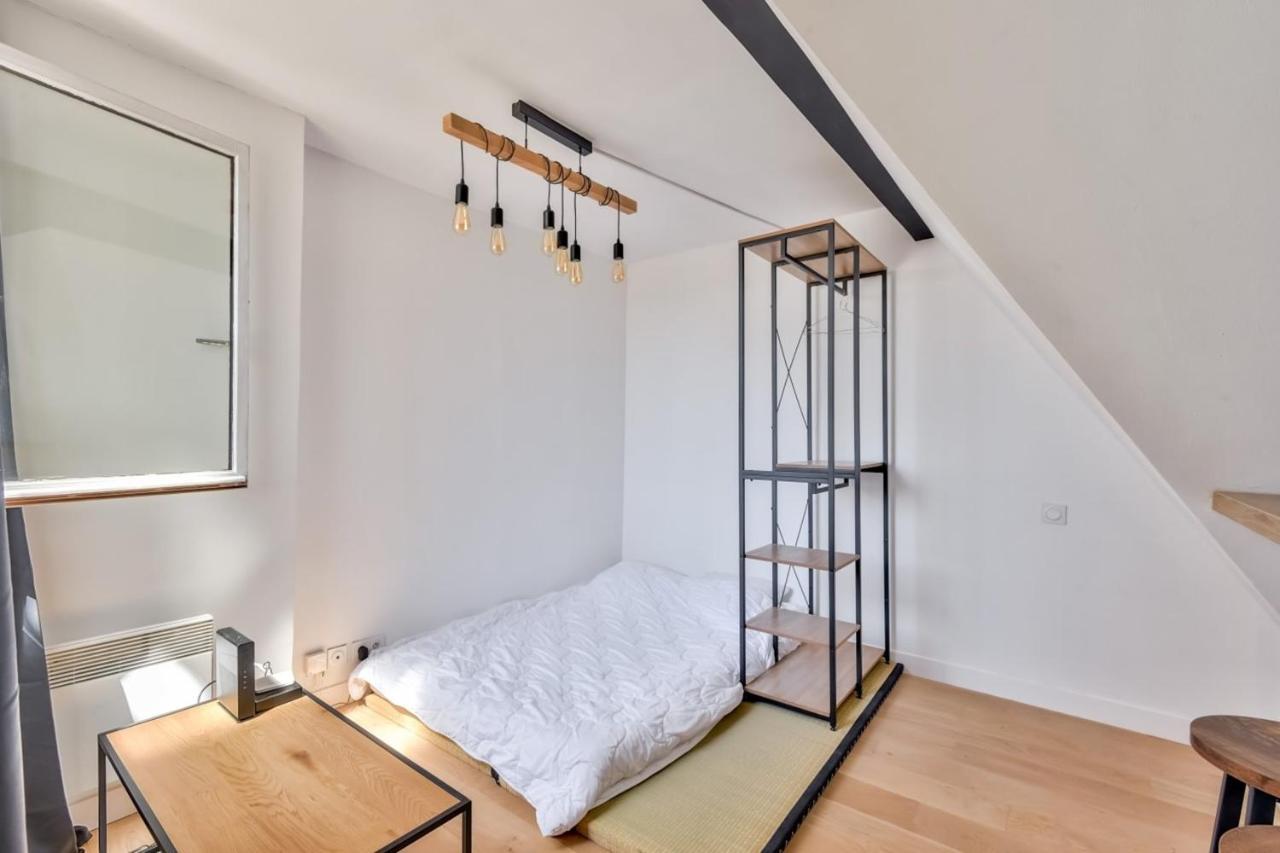 Apartment Charming Studio For 2 In The 8th District